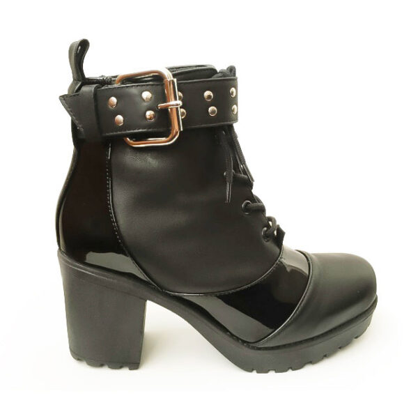 Botines botas de cuero para mujer con suela track pulsera y maxi hebilla