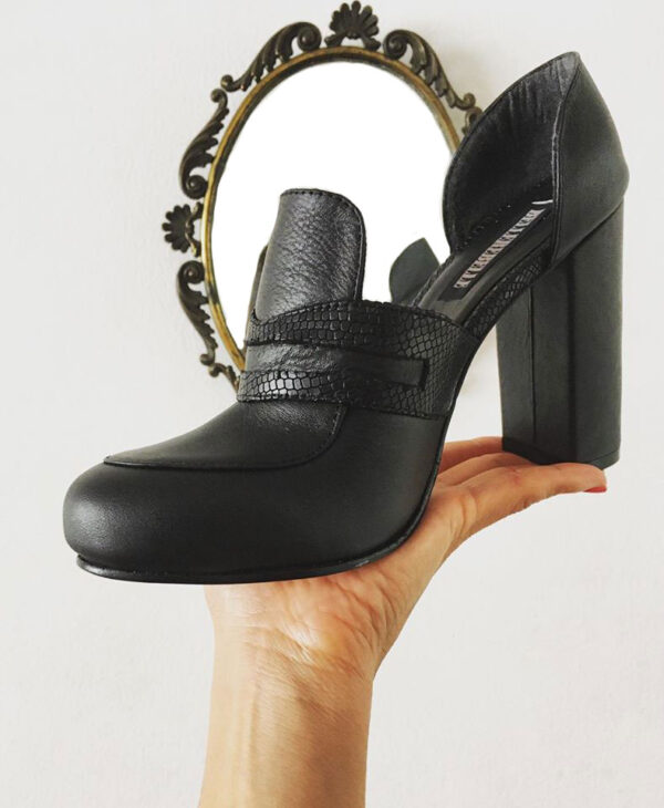 Zapatos elegantes tipo loafers con tacón ancho de cuero para mujer