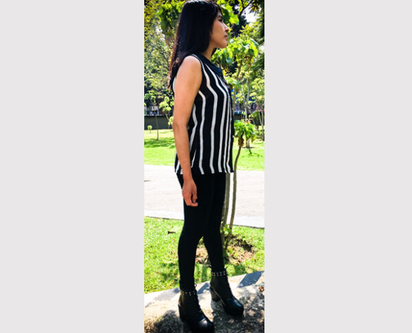BLUSA POLLYANA RAYAS BLANCAS Y NEGRO